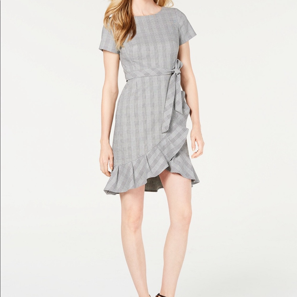 Calvin Klein Petite Plaid Ruffled Dress